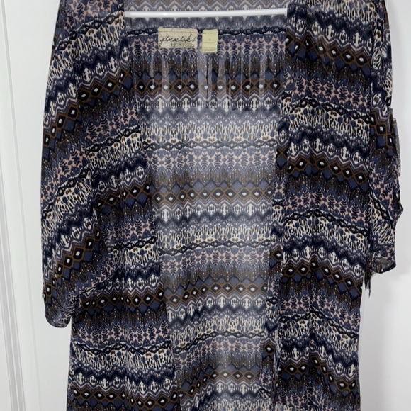 Gimmicks by BKE short sleeve cover up. Size small. Purchased at Buckle. - Picture 2 of 5